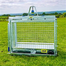 Digitale Waage für Schafe und Lämmer bis 300kg, Lammwaage mit Doppeltür und Rädern, Schafwaage