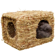 Grashaus XL aus getrocknetem Gras, Unterschlupf und Beschäftigung für Kaninchen und Nagetiere