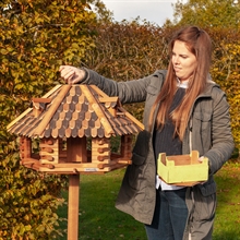 B-Ware: Riesengroßes VOSS.garden Vogelhaus "Herbstlaub" aus Holz (ohne Ständer)