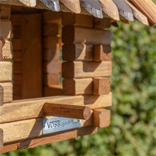 B-Ware: VOSS.garden "LilleHus" - hochwertiges Vogelhaus mit Dachschindeln, inkl. Ständer