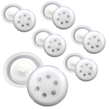 Auf weißem Hintergrund sind sechs VOSS.farming Lämmerventile (Rückschlagventile für Sauger) aus Kunststoff von VOSS.farming abgebildet.