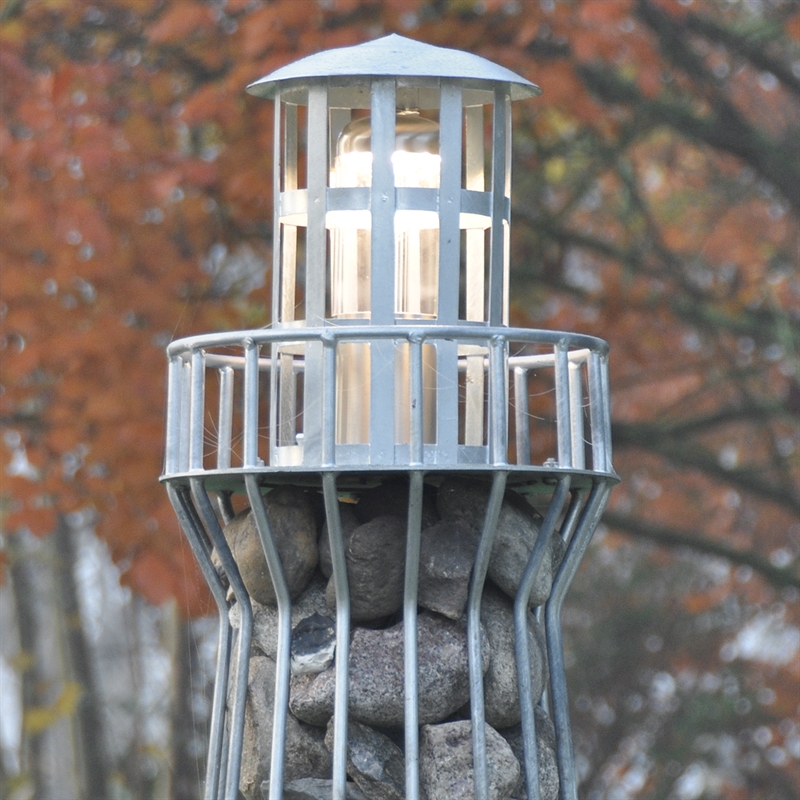 931118-Leuchtturm-Deko-Leuchtturm-Gabionenleuchtturm-mit-Licht.jpg